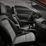 Interno e sedili nuova Fiat Tipo Cross