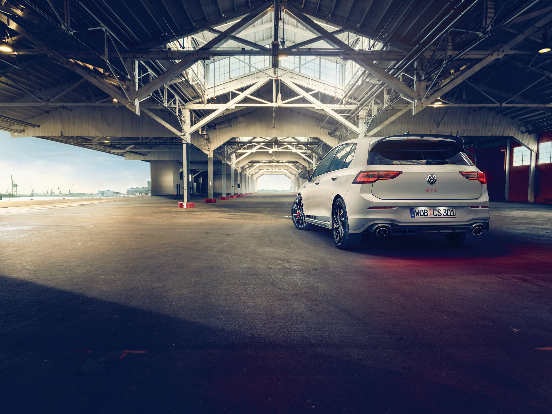 Volkswagen Golf 8 GTI Clubsport 2021 da 300 cv