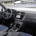 Immagine interni nuovo Volkswagen Tiguan R 2021
