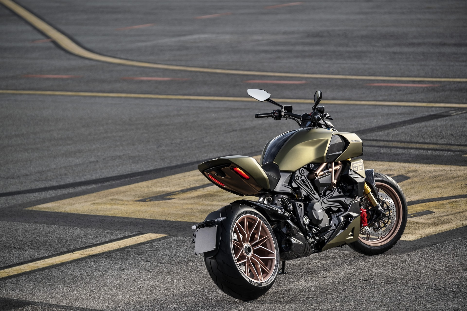 Moto Ducati Diavel 1260 Lamborghini Edizione Limitata