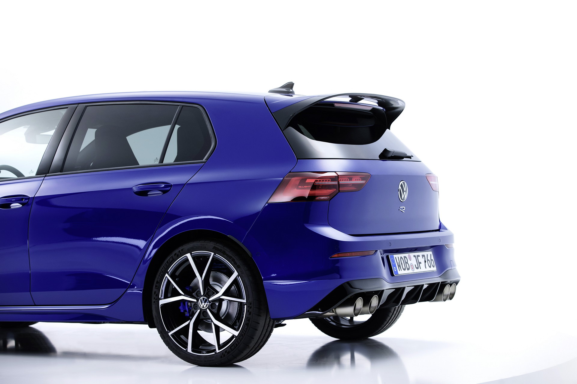 Posteriore nuova Volkswagen Golf R 2021 da 320 cv