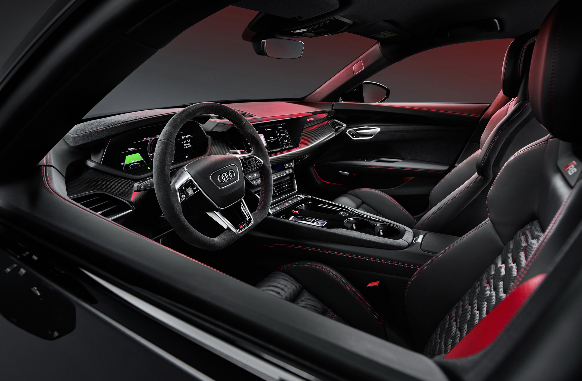 Abitacolo nuova Audi e tron GT