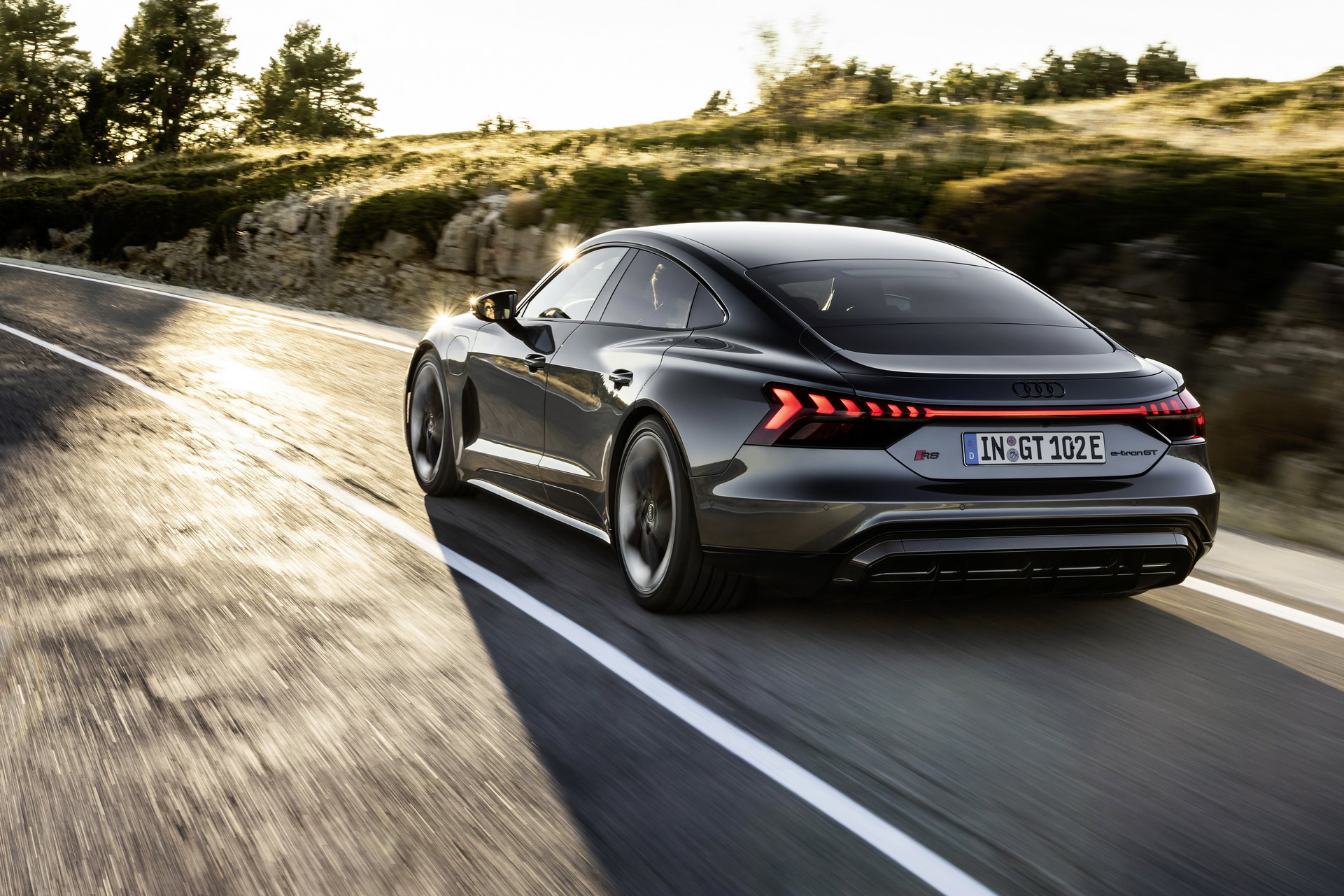 Foto ufficiali Audi e tron GT