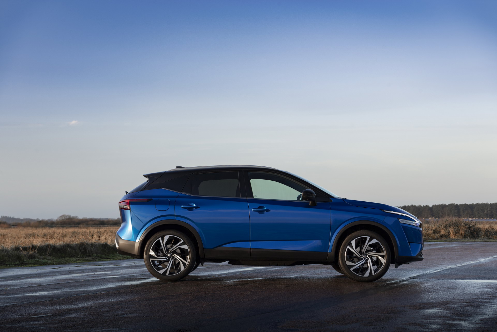 Immagine fiancata nuovo Nissan Qashqai 2021