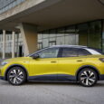 Immagine fiancata nuovo suv elettrico Volkswagen ID 4 2021