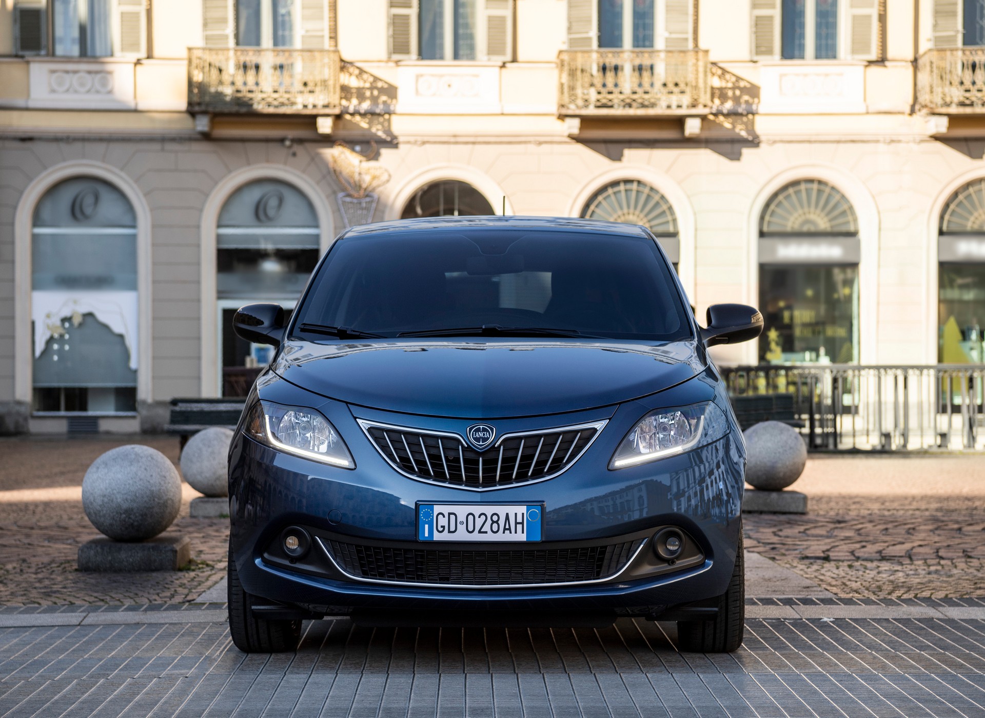 Nuovo frontale Lancia Ypsilon 2021