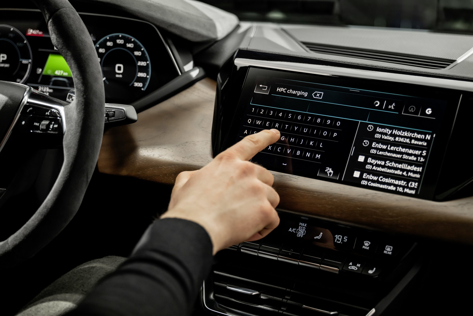 Schermo touch Audi e tron GT