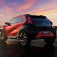 Concept nuova Toyota Aygo X 2022 immagine fiancata e posteriore