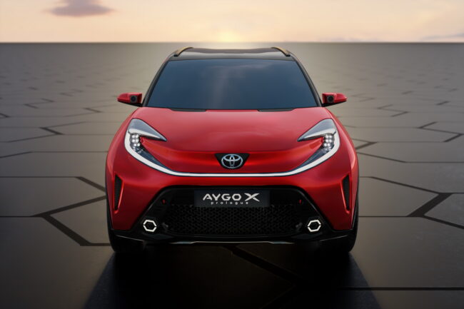 Concept nuova Toyota Aygo X 2022 immagine frontale Concept nuova Toyota Aygo X 2022 immagine frontale