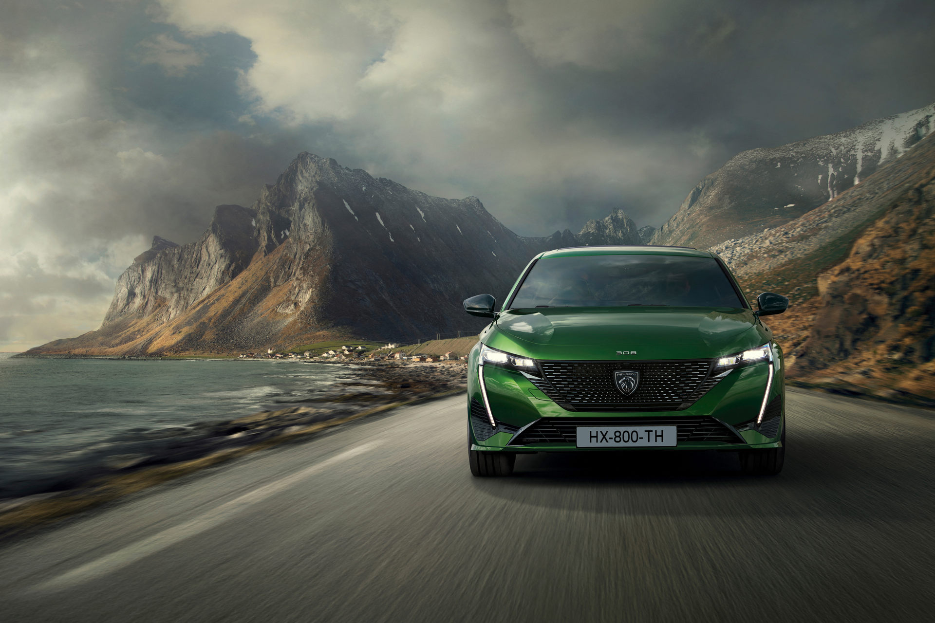 Foto Frontale nuova Peugeot 308 2021