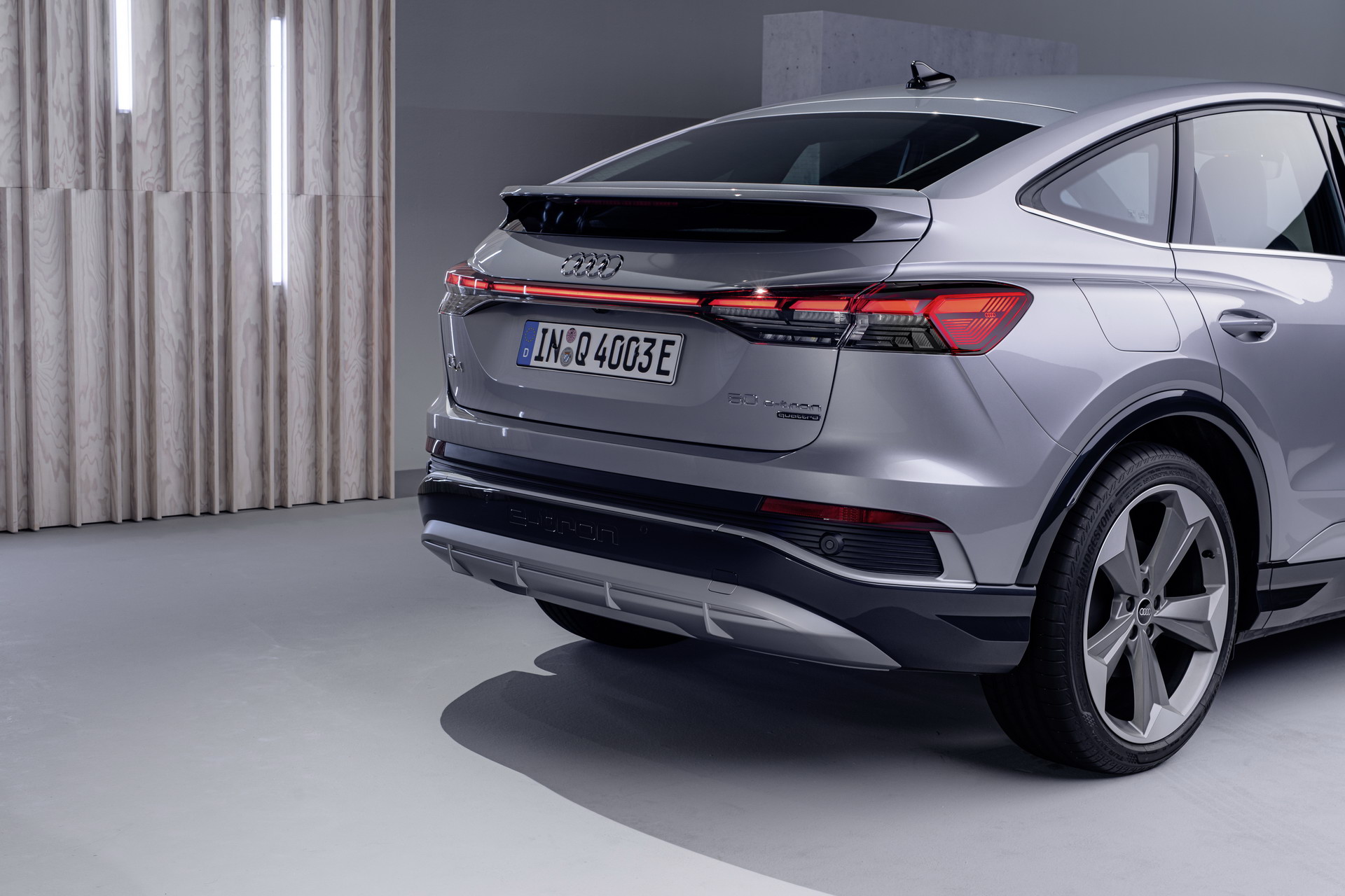 Immagine posteriore nuova Audi Q4 e tron Sportback 2021