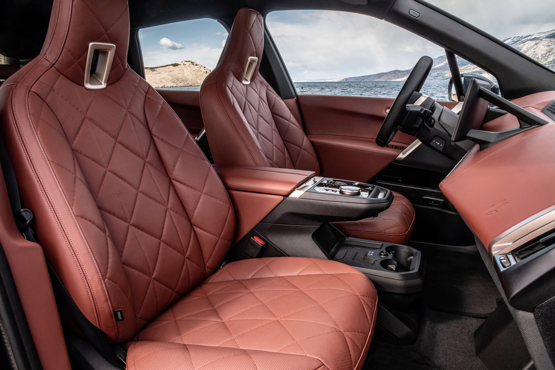 Immagine abitacolo BMW iX xDrive50