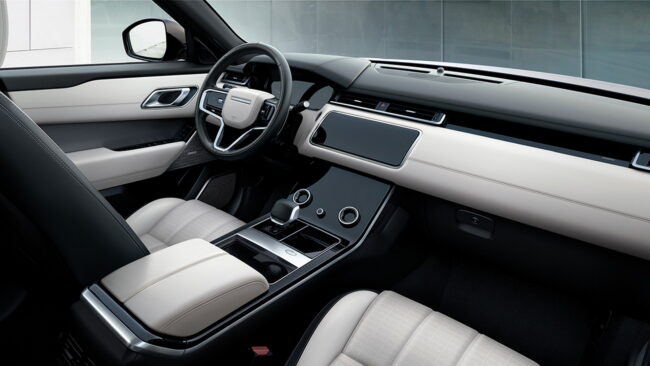 Immagine Interni Range Rover Velar 2022 Immagine Interni Range Rover Velar 2022