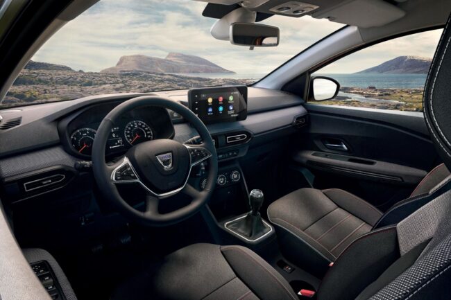 Interni nuova Dacia Jogger 2022
