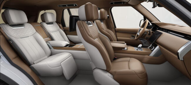 Abitacolo interni in pelle nuova Range Rover 2022 SV Serenity 1