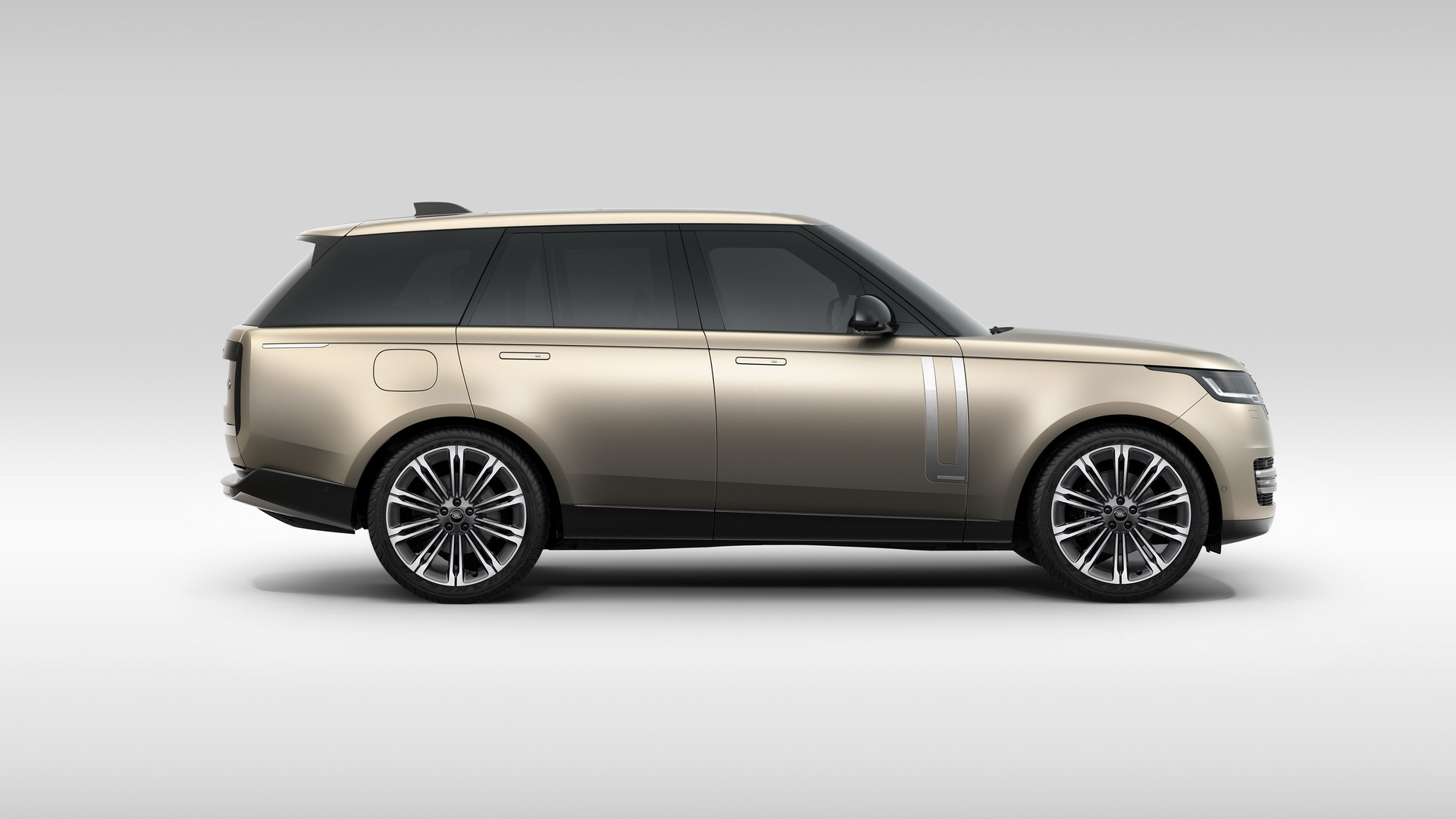 Fiancata nuova Range Rover 2022 1