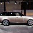 Immagine fiancata nuova Range Rover 2022