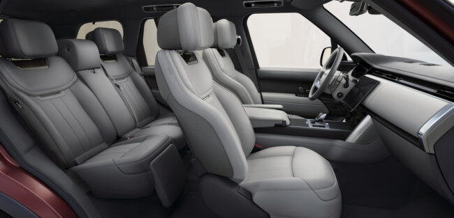 Range Rover 2022 interni a passo standard