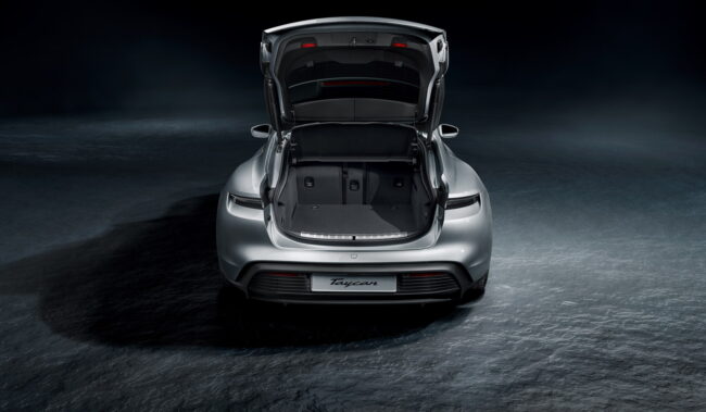 Capienza bagagliaio nuova Porsche Taycan Sport Turismo 2022 Capienza bagagliaio nuova Porsche Taycan Sport Turismo 2022