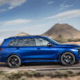 Foto fiancata nuova BMW X7 2022