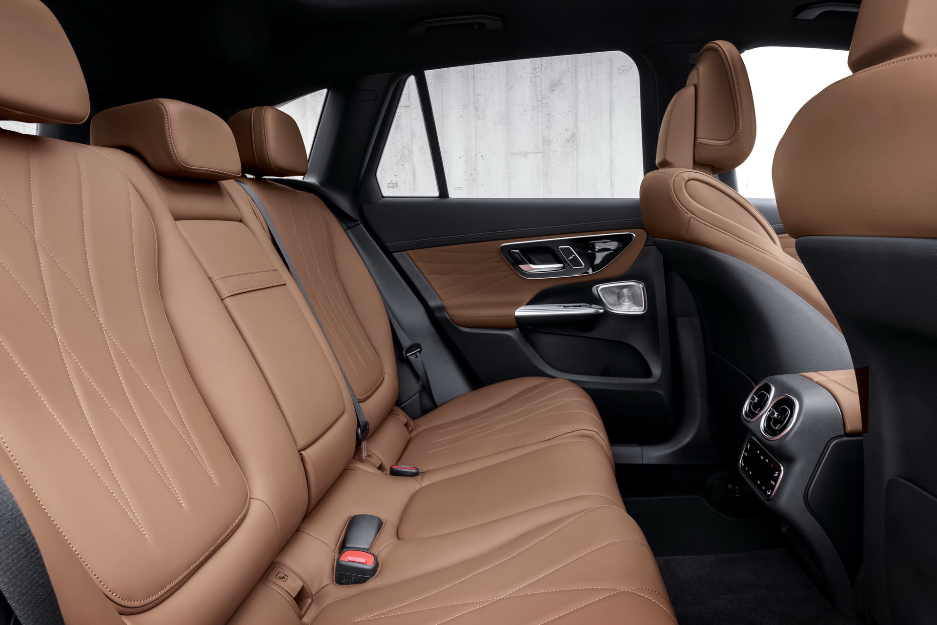 Immagine sedili posteriori nuovo Mercedes GLC 2022