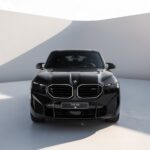 Foto frontale nuova BMW XM 2023