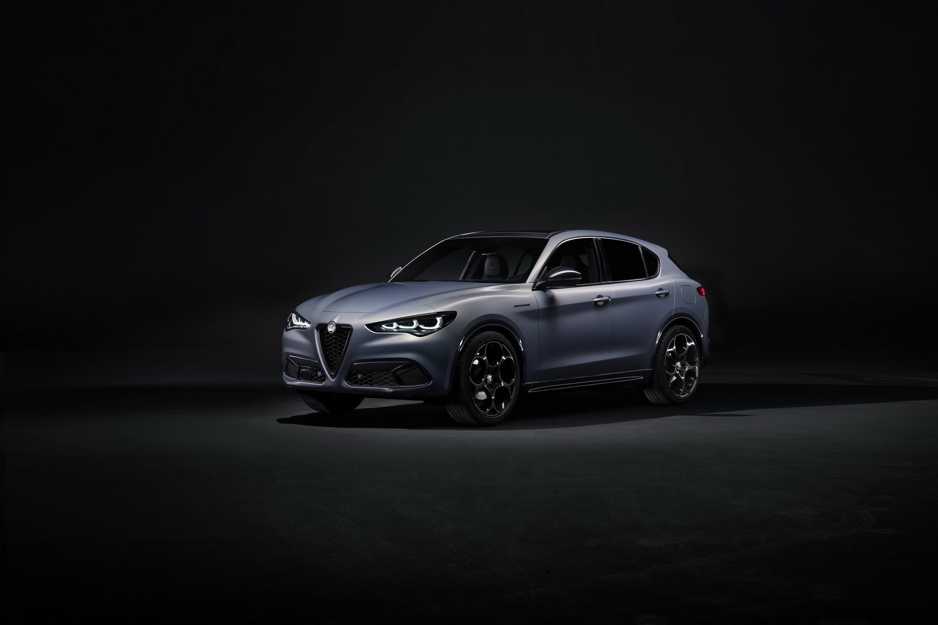 Alfa Romeo Stelvio restyling da febbraio 2023