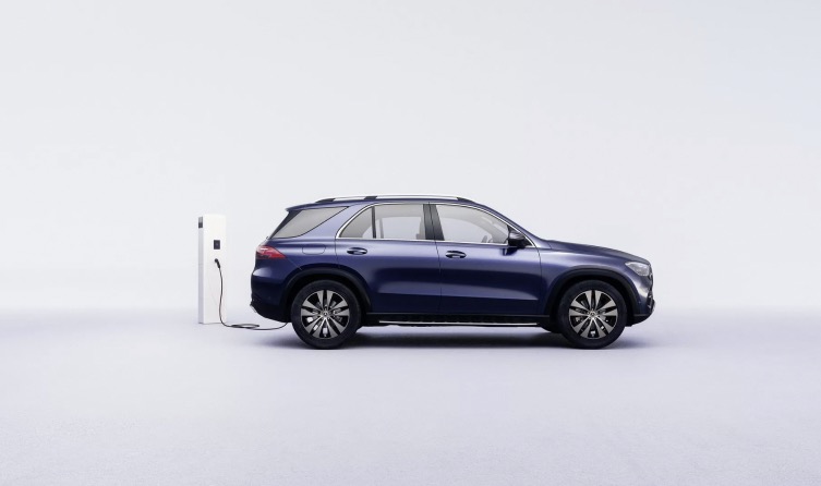 Foto nuovo suv Mercedes GLE 2023