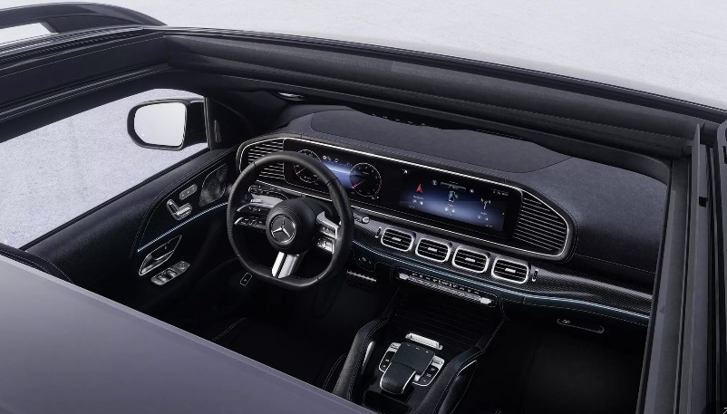 Interno nuova Mercedes GLE restyling 2023