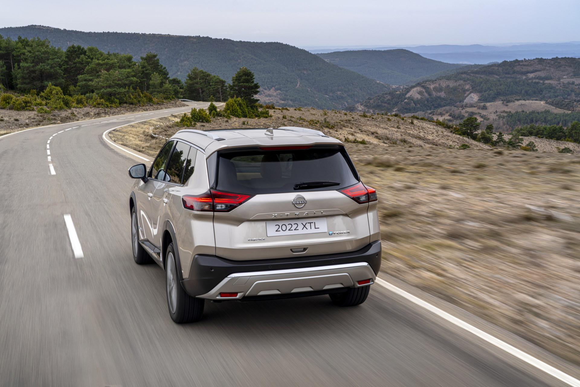 Posteriore nuova Nissan X Trail e power