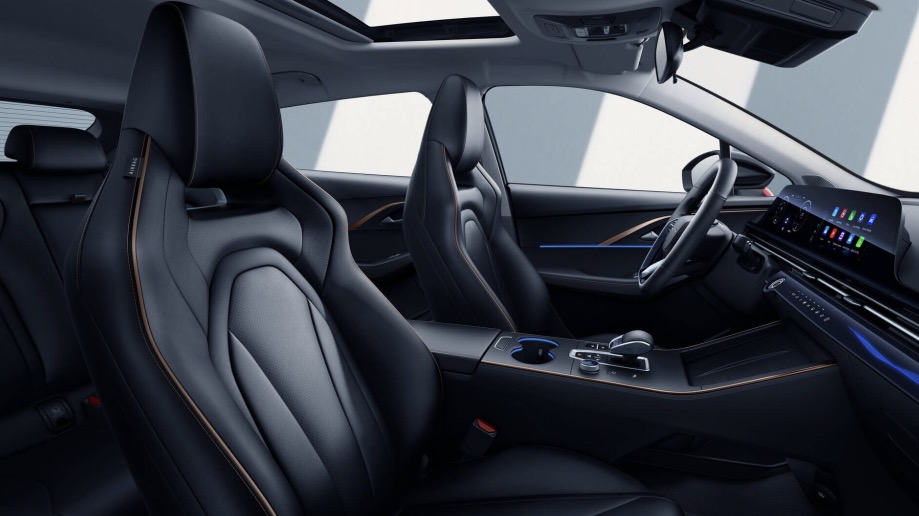 Foto abitacolo nuovo suv cinese