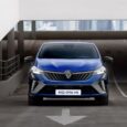 Foto nuova Renault Clio 2023 restyling