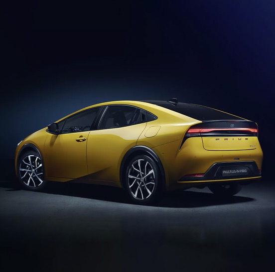 Nuovo design Toyota Prius 2023 Nuovo design Toyota Prius 2023
