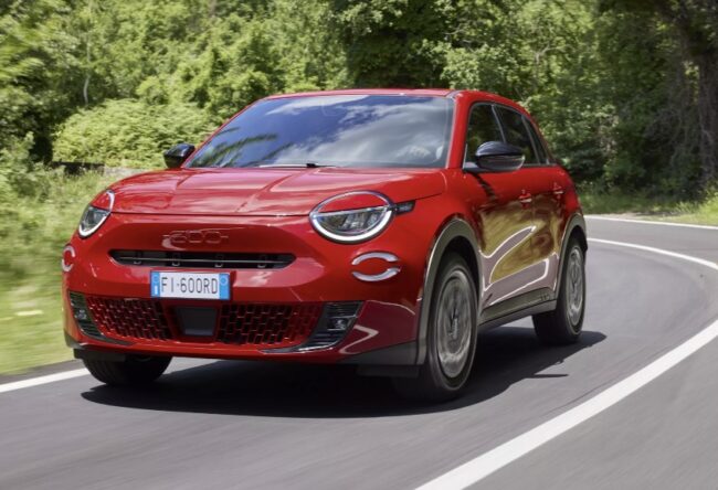Fiat 600e Red 2023 Fiat 600e Red 2023