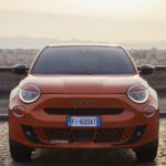 Immagine frontale nuova Fiat 600e