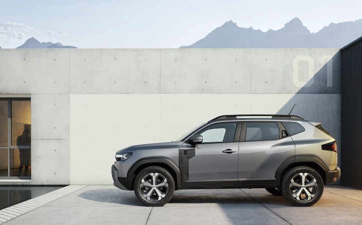 Immagine fiancata nuova Dacia Duster 2024