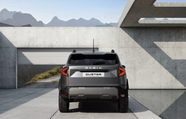 Immagine posteriore nuova Dacia Duster 2024 Immagine posteriore nuova Dacia Duster 2024