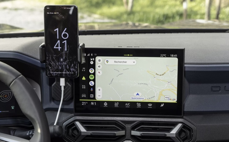 Nuovo schermo touch Dacia Duster 2024