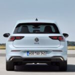 Immagine posteriore nuova VW Golg GTE 2024