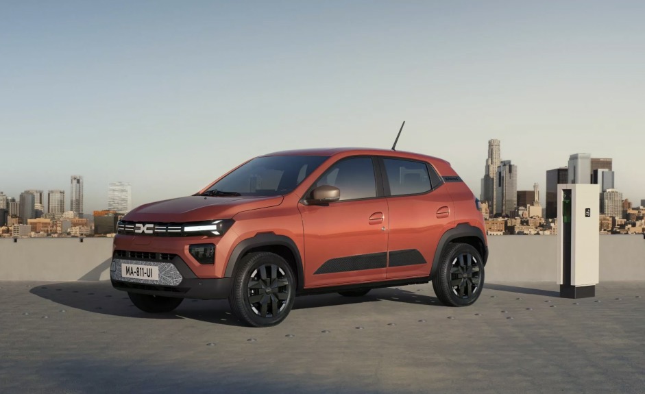Dacia Spring 2024 auto elettrica più economica nel mercato