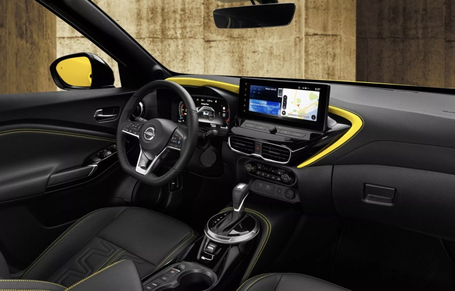 Immagine interni nuovo Nissan Juke 2024 restyling