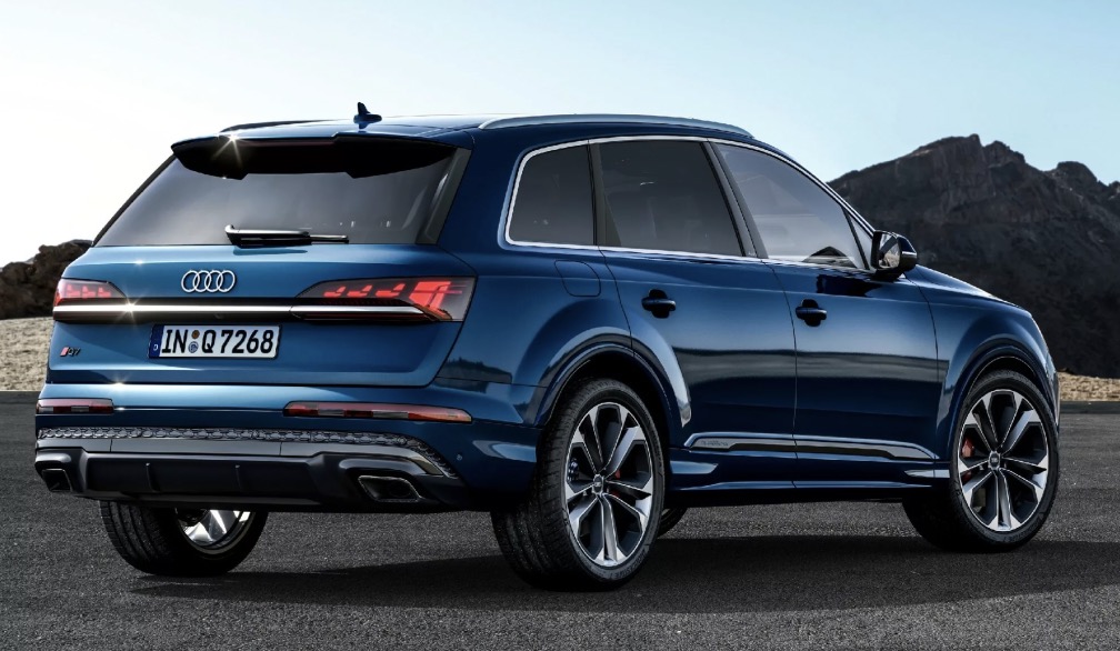 Nuovi fari OLED Audi Q7 2024