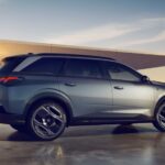 Fiancata nuova Peugeot E 5008
