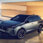Peugeot E 5008 elettrico a 7 posti a sedere