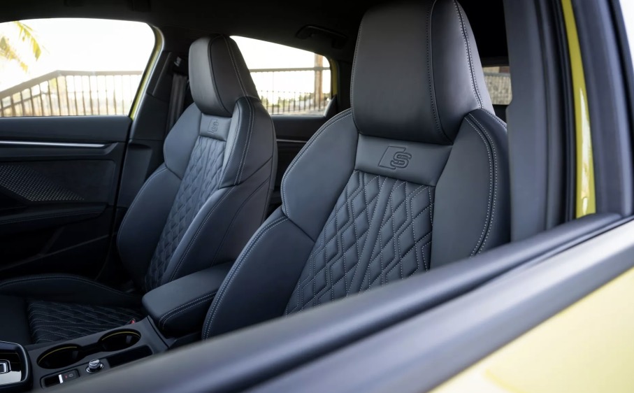 Sedili nuova Audi A3 Allstreet 2024