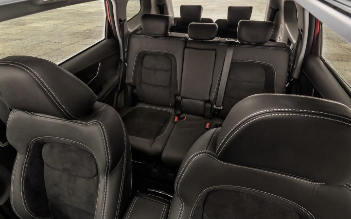 Sportequipe 7 a 7 posti