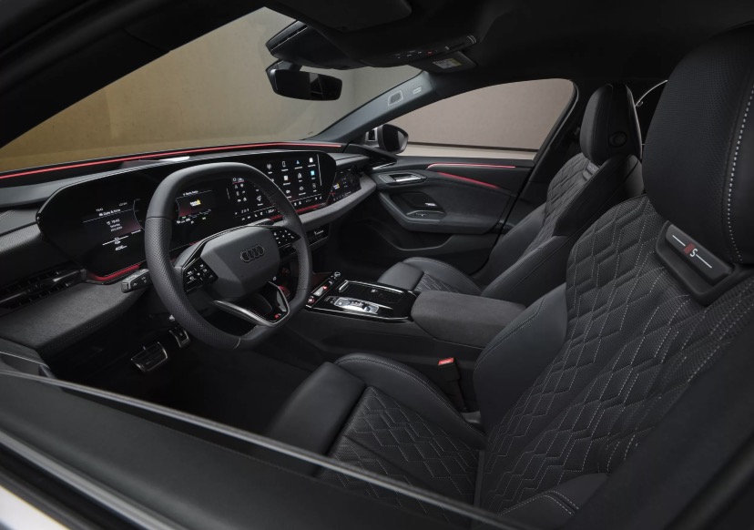 Interni nuova Audi S6 e tron elettrica 2025