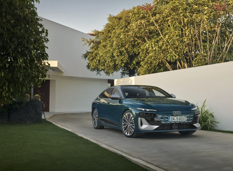 Nuova Audi S6 e tron 2025