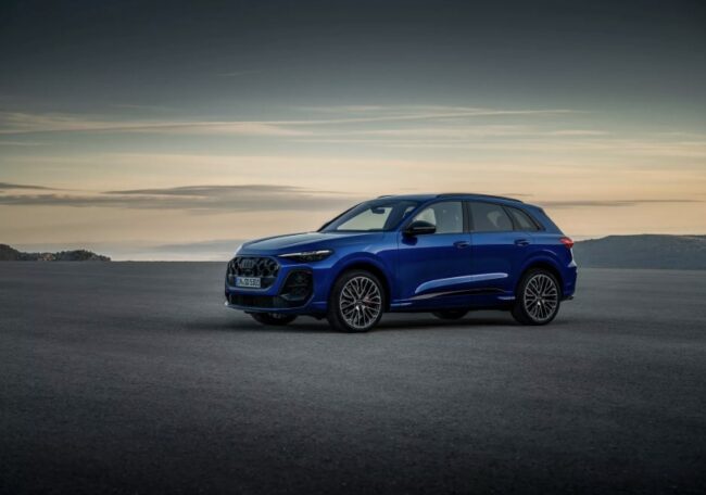 Foto fiancata nuovo Audi SQ5 2025 Foto fiancata nuovo Audi SQ5 2025