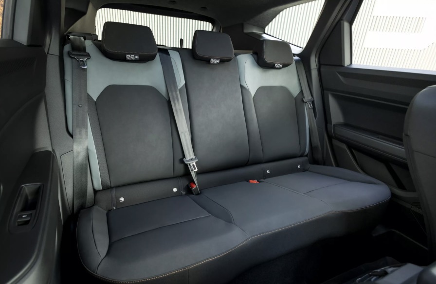 Abitacolo sedili posteriori nuova Dacia Bigster 2025